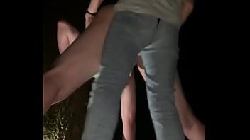 চালান পাবলিক জঙ্গলে স্ত্রী পেগিং স্বামী