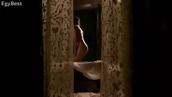 Riproduci Scene di sesso della serie tradotte in arabo - camelot.s01.e08