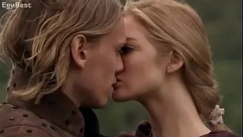 play Sex scenes from series translated to arabic - camelot.s01.e06