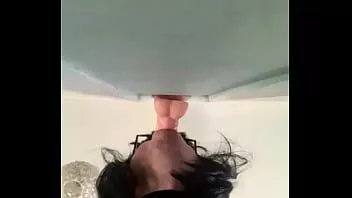 播放 顽皮的女仆萨曼莎珠宝吸吮公鸡