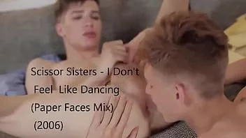 Odtwórz Gay rimming skąpy speedos kolekcja z muzyką vol.005 (tytuł piosenki na wideo)