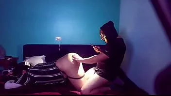 Riproduci Il mio amico mi scopa velocemente prima che arrivino gli altri miei amici pt1