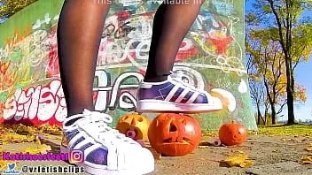 Redare Picioare fata cu nylon strivire nailon adidas superstar transparent transparent fata zdrobi picioare picioare transpirate