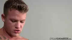play Chłopiec tatusia „Josh zostaje zdejmowany i pieprzony w intensywnym spotkaniu gejowskim