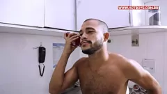 播放 强烈的同性恋者Luis Leite和Apollo Hotboys在激烈的肛门和口交中